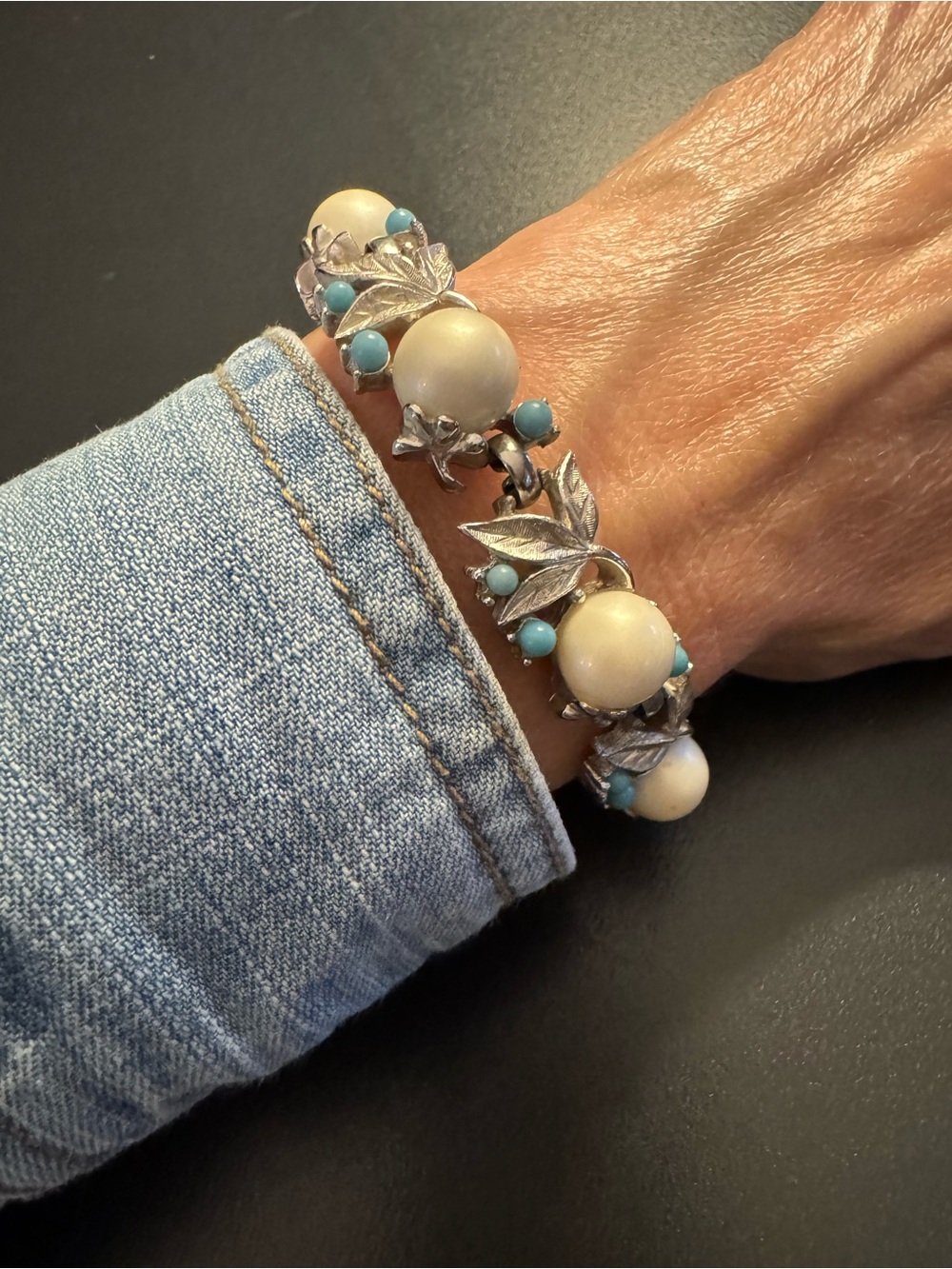 Vintage Sarah Coventry Floral Cabochon Bracelet